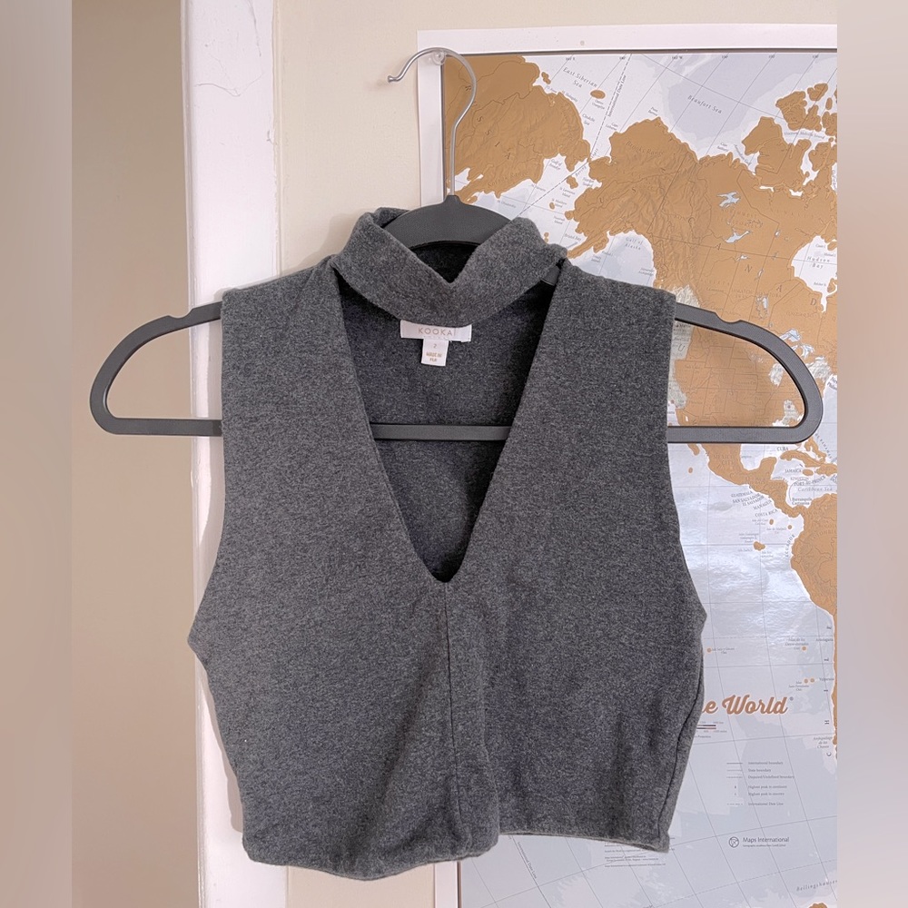 KooKai crop top with neck line